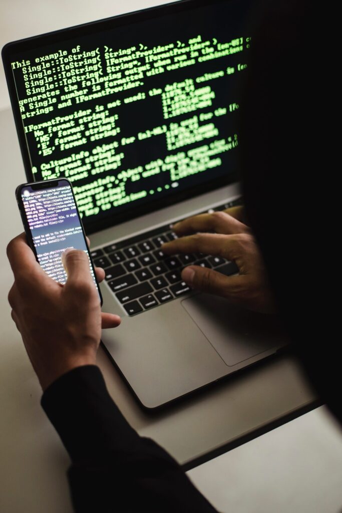 serangan spyware